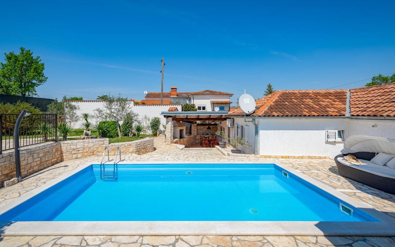 Villa Lemme Ровинь Экстерьер фото